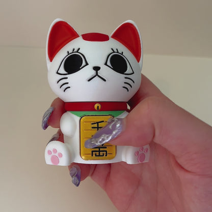 LUCKY CAT